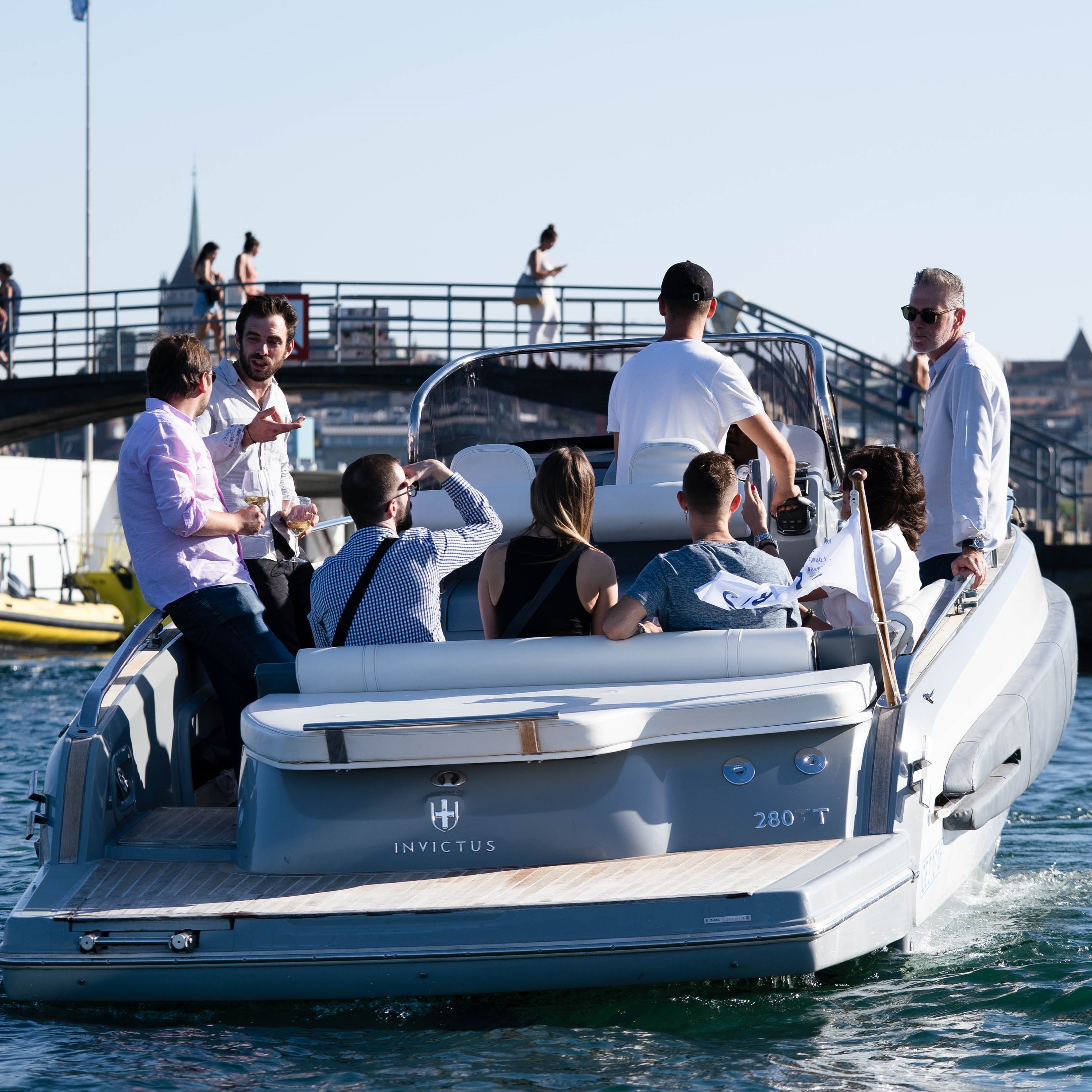 venir au floris en bateau